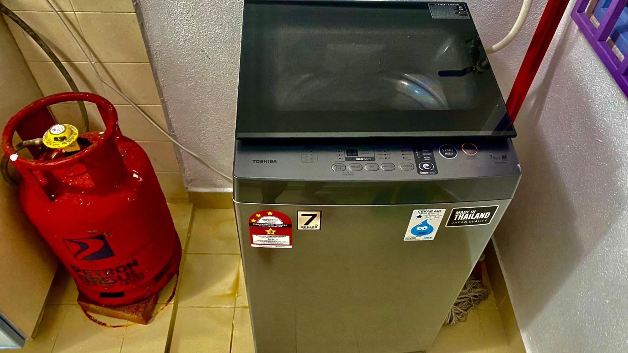 Batu Ferringhi Bayu Emas Apartment المظهر الخارجي الصورة